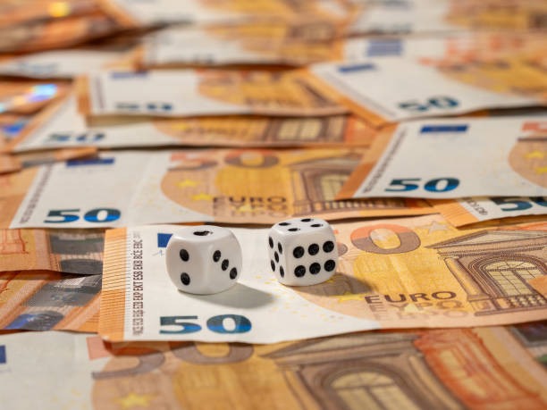 Andar Bahar card layout with left and right betting zones